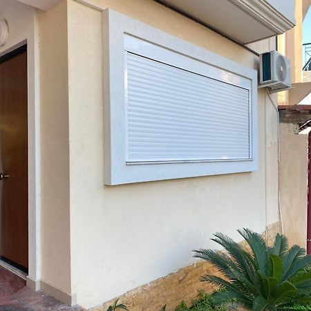 Cozy Apartment Near Airport Коропион Екстериор снимка